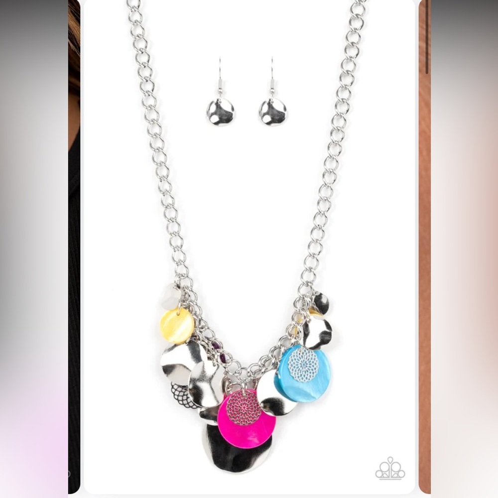 Paparazzi Necklace Set with Earrings Oceanic Opera Multi Color - Picture 4 of 4